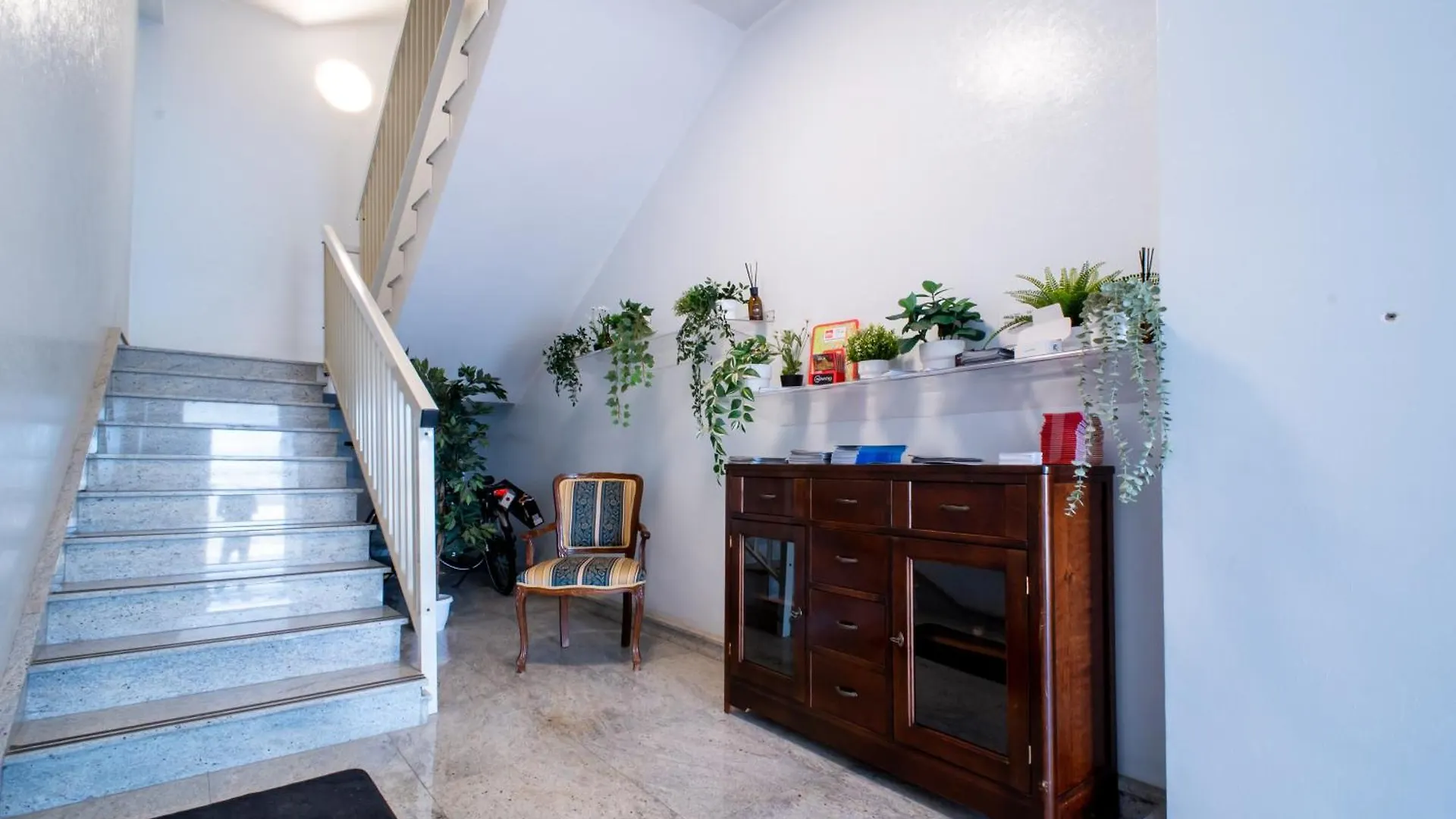 Gasthof Affittacamere Mani - Camere Con Bagno Privato Gela Italien