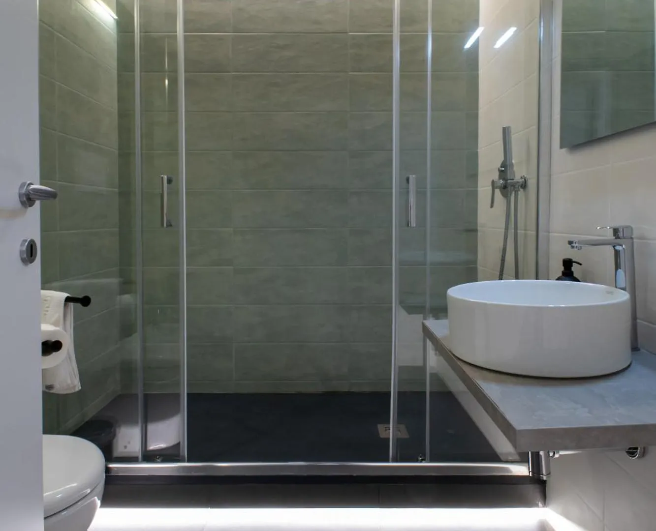 Affittacamere Mani - Camere Con Bagno Privato Gela Penzion